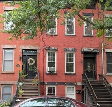Building Photo - 1312 Garden St
