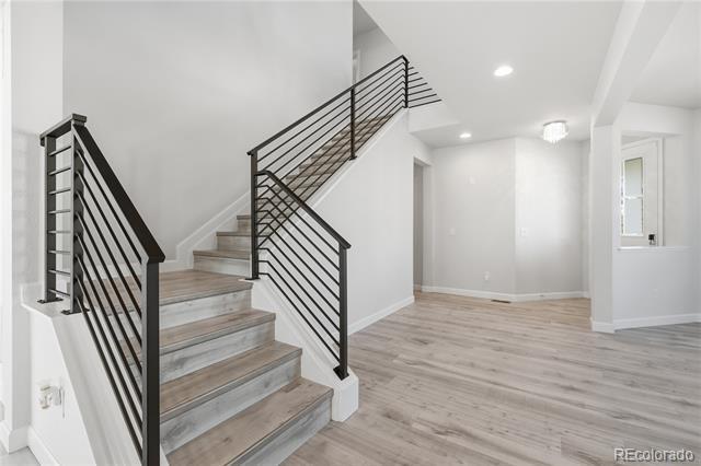 Building Photo - 27615 E Geddes Pl