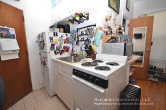 Building Photo - 28 S Huntington Ave