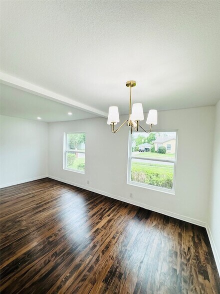 Foto del edificio - 6442 Latta St