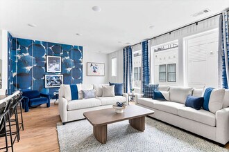 Building Photo - 103 Lucile St