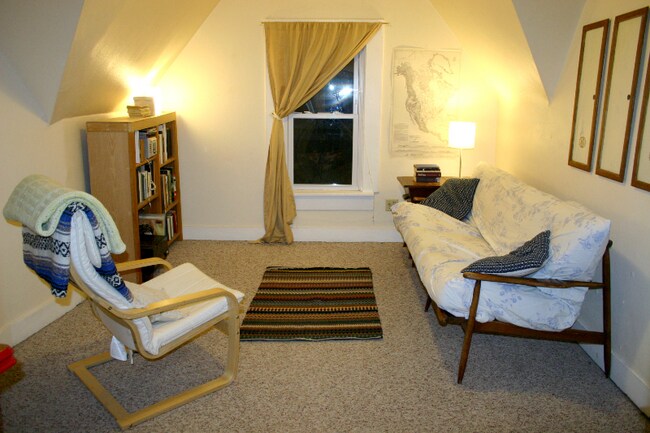 Foto del edificio - 1046 Jenifer St