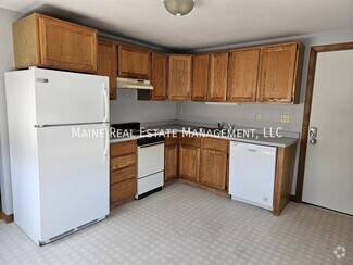 Building Photo - 944 Fuller Rd