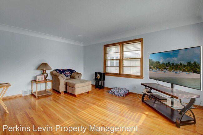 Foto del edificio - 3 br, 1.5 bath House - 2948 Grand St Ne