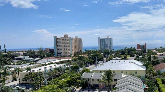 Foto del edificio - 1505 N Riverside Dr