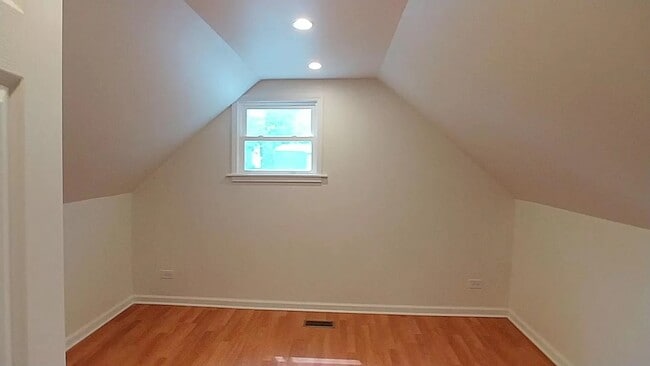 Foto del edificio - 356 Highland Rd