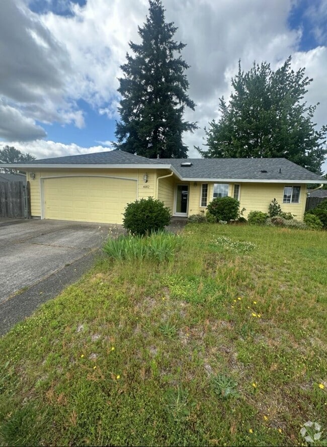 Building Photo - 14002 NE 93rd St