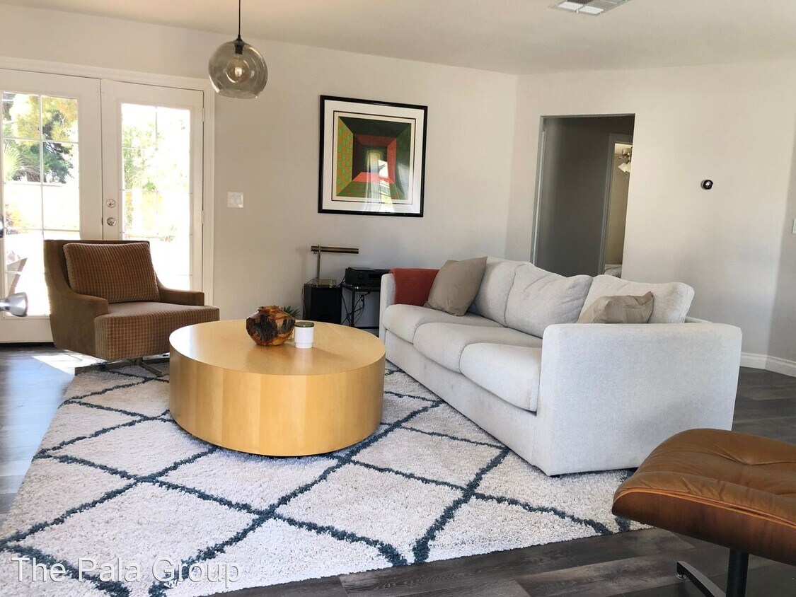 Foto principal - 3 br, 2 bath House - 1050 Bracken Ave
