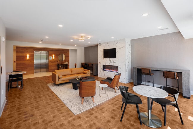 Building Photo - SKG Living at River Park in Union