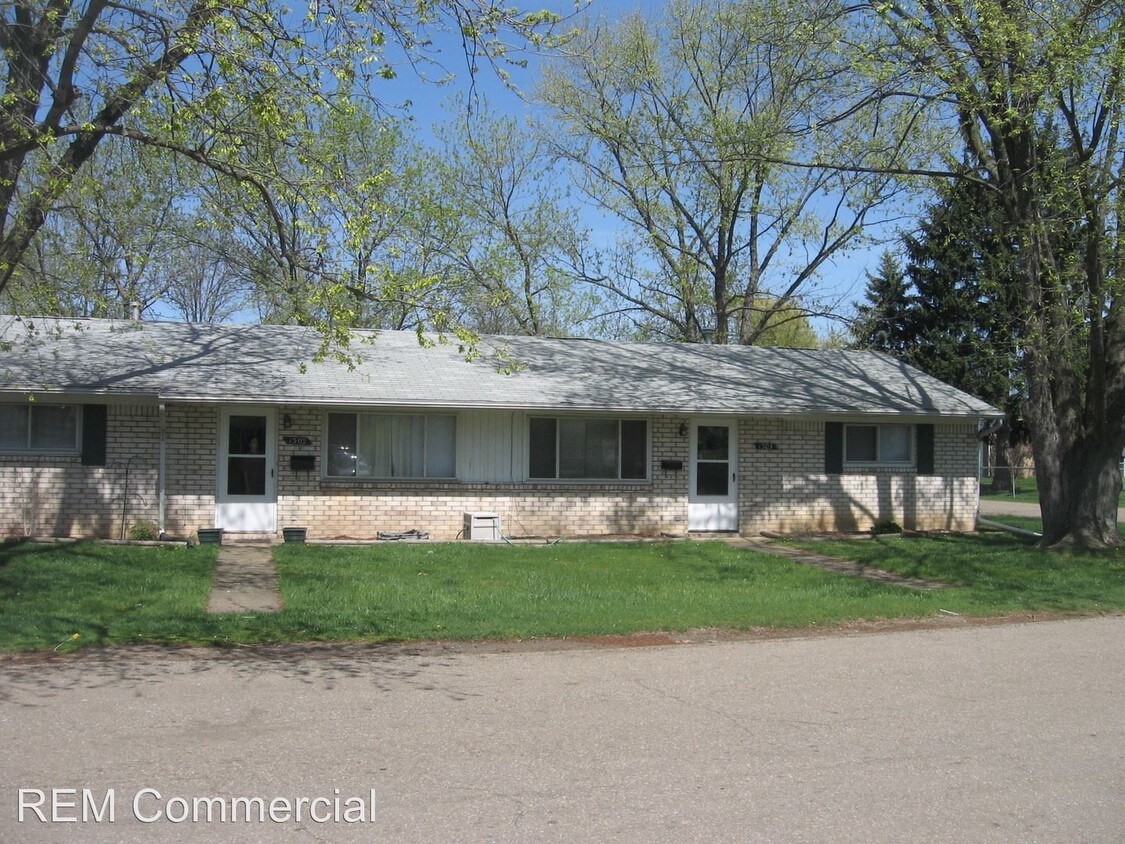 1503 42nd St NW, Canton, OH 44709 Condo for Rent in Canton, OH