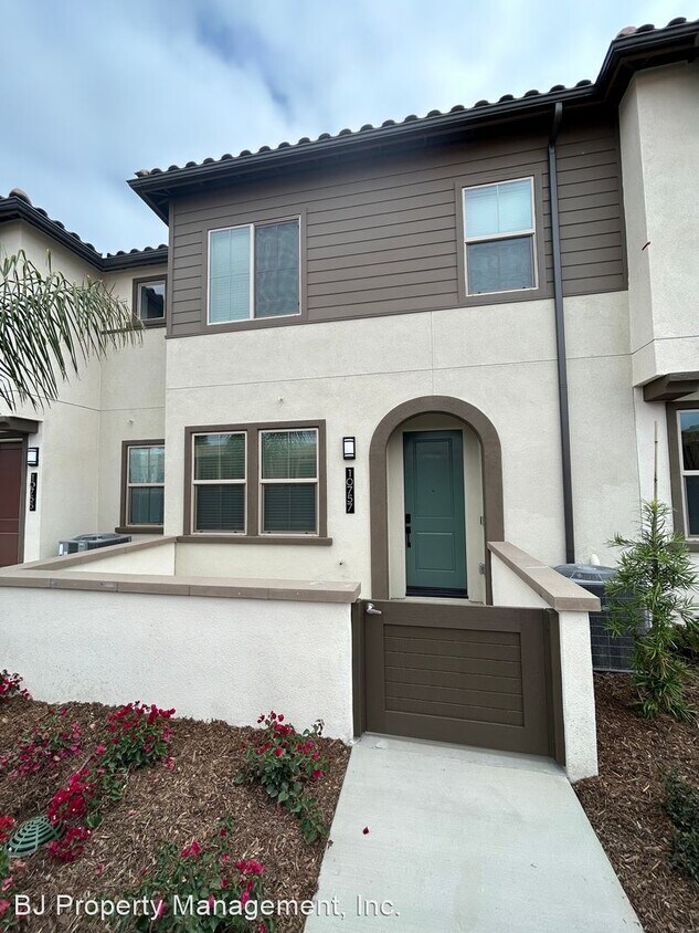 10757 Champions Ln, Cypress, CA 90630 House Rental in Cypress, CA