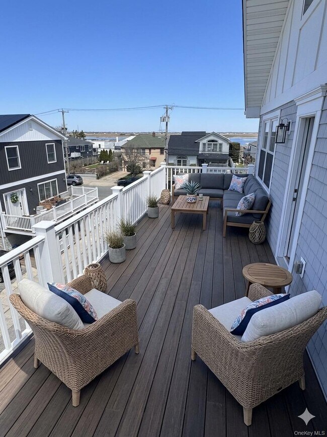 Foto del edificio - 102 Florida St