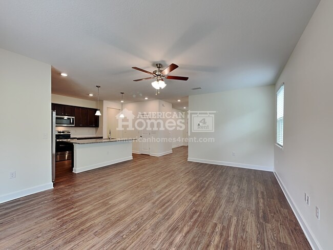 Building Photo - 5789 Hampton Creek Road