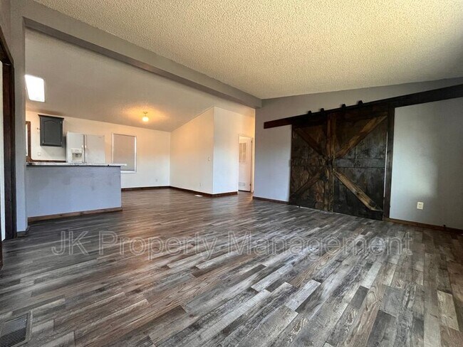 Foto del edificio - 300 7th St SW