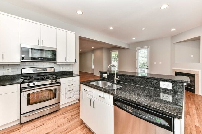 Photo - 2015 N Pollard St House