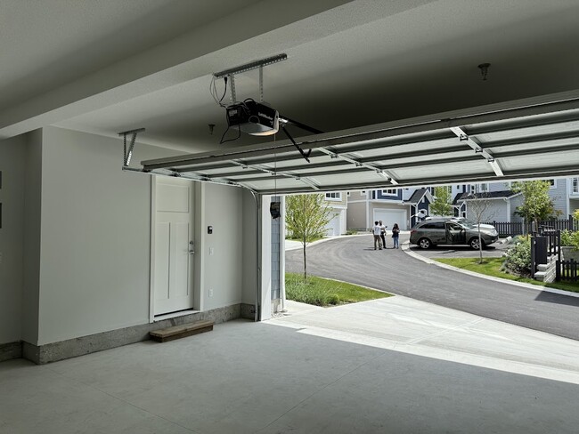 Building Photo - 11280 Pazarena Pl