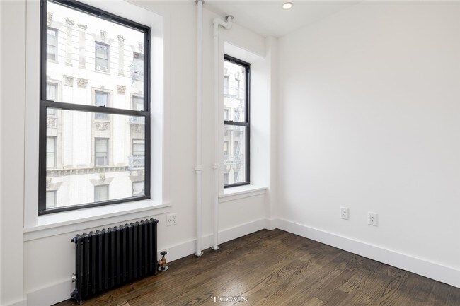 Building Photo - 178 Mulberry St