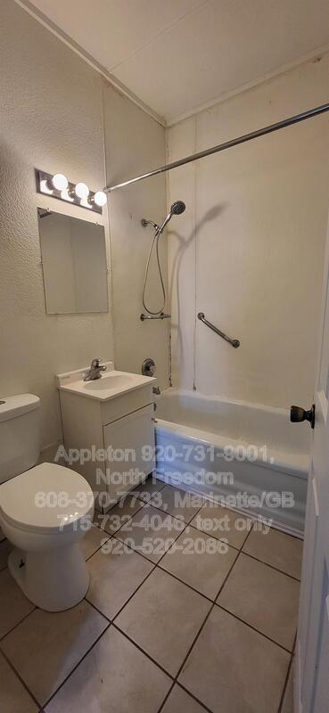 Building Photo - S7559 US-12