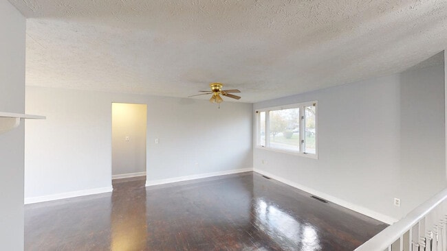 Building Photo - 3801 Adell Rd