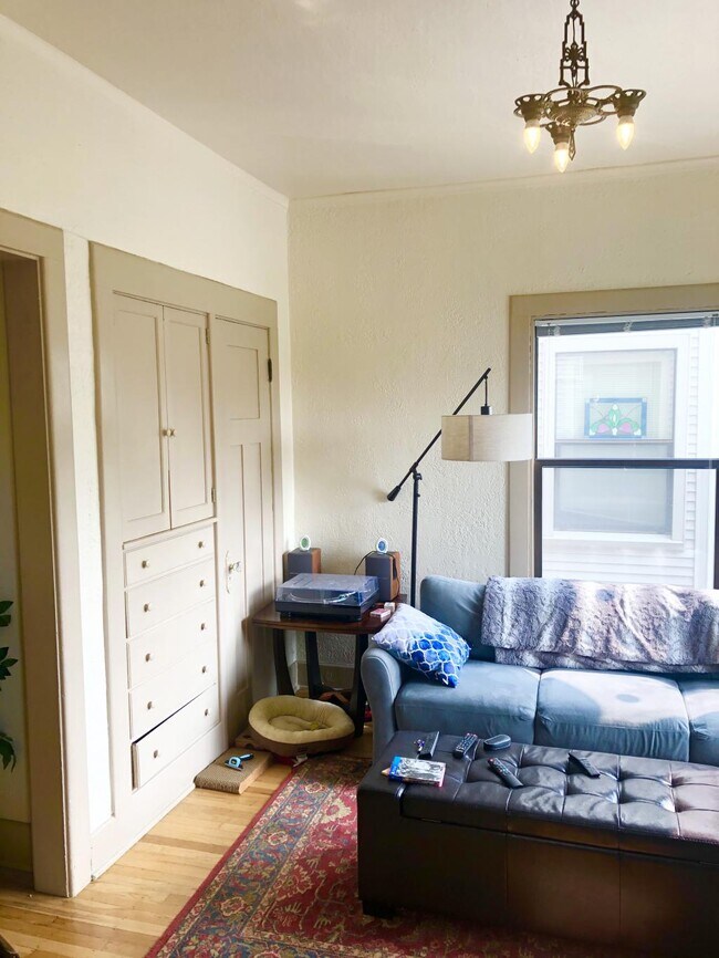 Foto del edificio - Snyder/Duke Apts - 1 bedroom