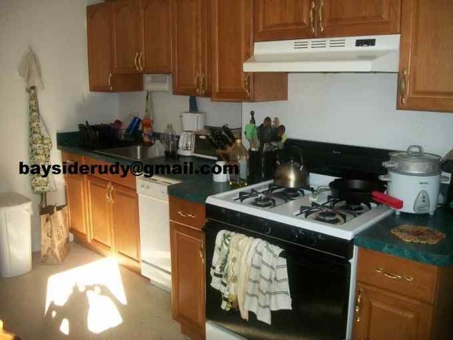 Building Photo - 46 Lopez St