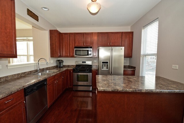 Foto del edificio - 3370 Kentshire Cir