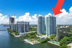 Foto del edificio - 2101 Brickell Ave