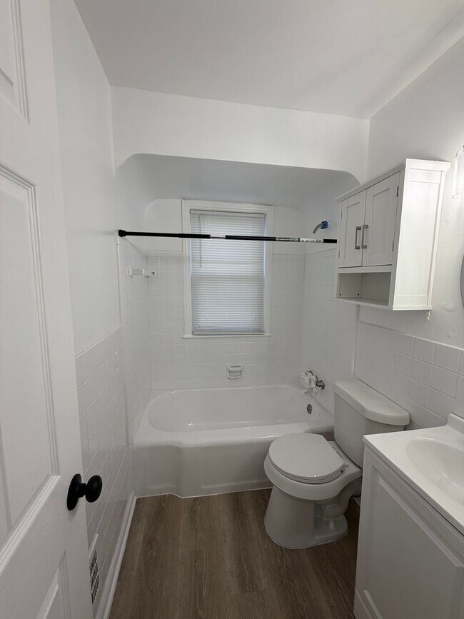 Foto del edificio - 3 bedroom Fully renovated Westside Bungalow