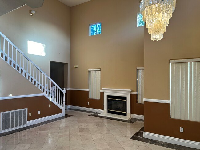 Foto del edificio - 8940 Deira Ln