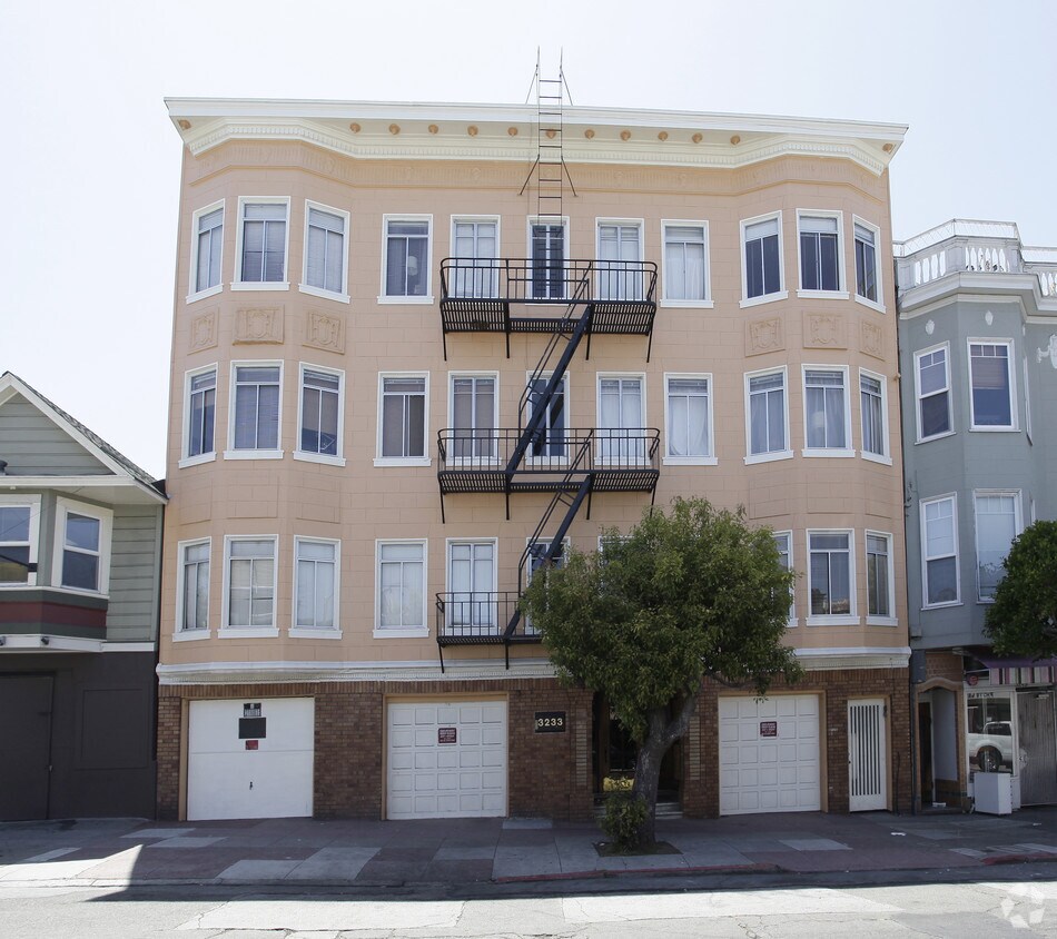Foto del edificio - 3233 Scott St