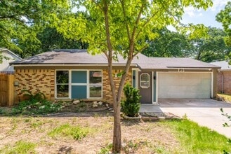 Building Photo - 5306 Lansingford Trail