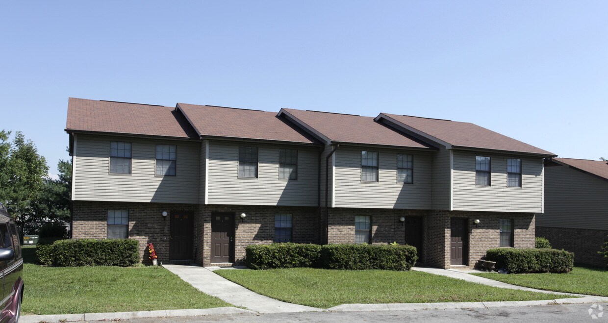 Building Photo - 7228 Old Clinton Pike