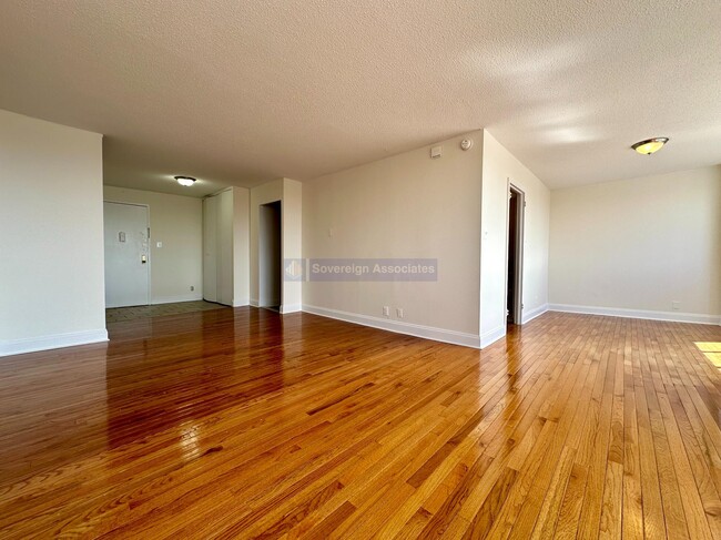 Foto del edificio - 40 E Sidney Ave