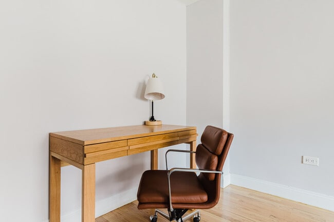 Foto del edificio - 50 W 97th St