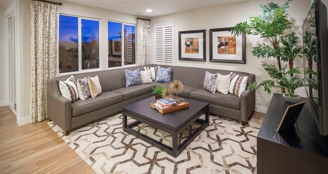 Foto del edificio - 1382 Larkspur Dr
