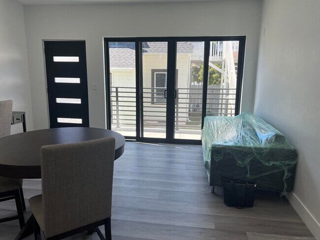 Foto del edificio - 2686 B St