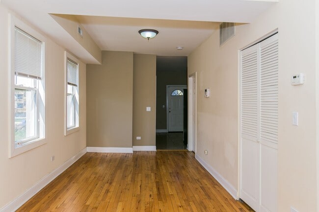 Building Photo - 1636 N Spaulding Ave