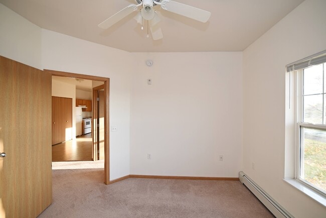 Building Photo - Cedar Ridge Apartments