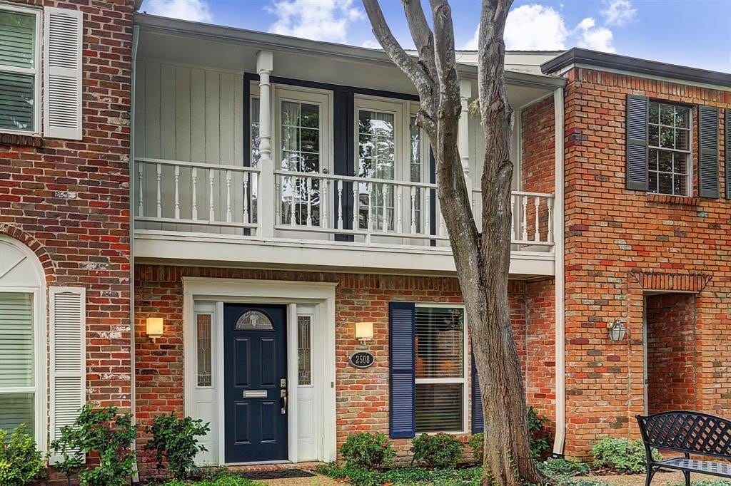 2508 Tarrytown Mall St Unit 69, Houston, TX 77057 Condo for Rent in