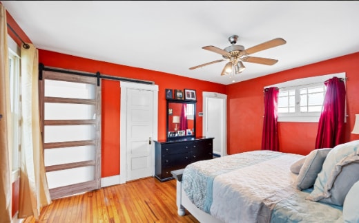 Building Photo - 2105 Bradley Ave