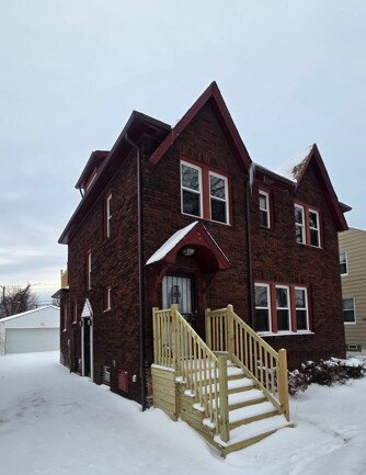 Building Photo - 16321 Invermere Ave