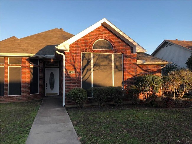 Building Photo - 3512 Pheasant Hollow