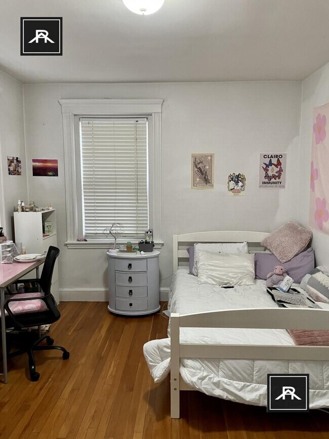 Building Photo - 2 bedroom in Brighton MA 02135