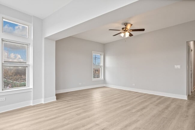 Foto del edificio - 7608 N Sheridan Rd