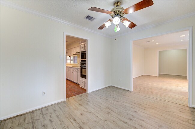 Foto del edificio - 5810 Boyce Springs Dr