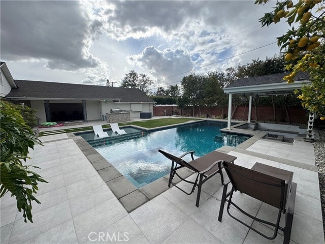 Building Photo - 4455 California Ave