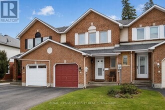 Building Photo - 15 Peterson Pl