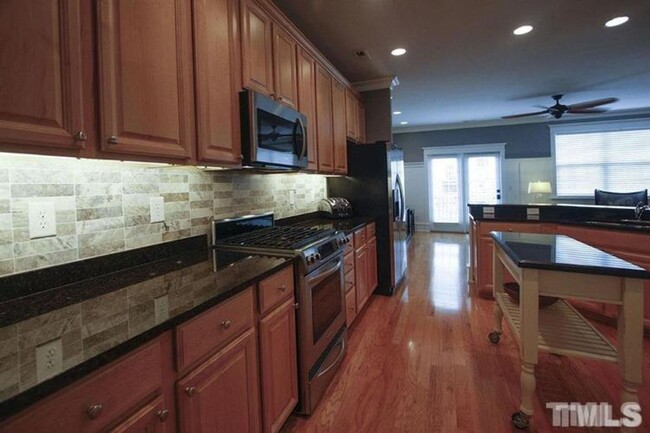 Building Photo - 306 Old Mill Village Dr