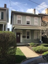 Building Photo - 123 W Sycamore St