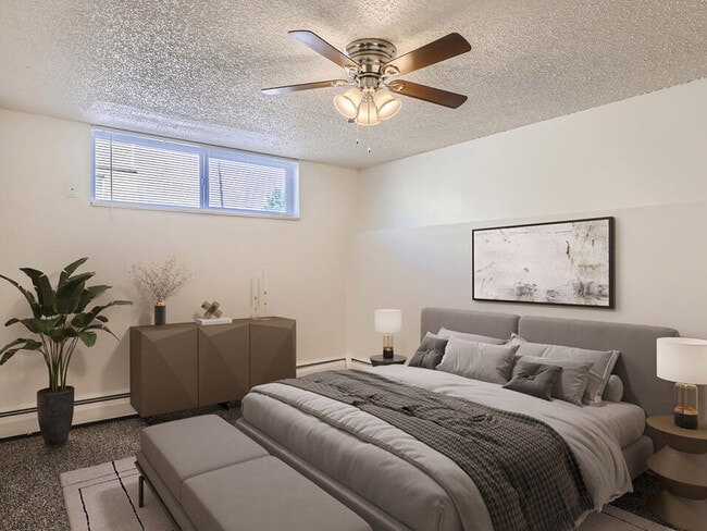 The Principal Bedroom - Fox Hill Apartments